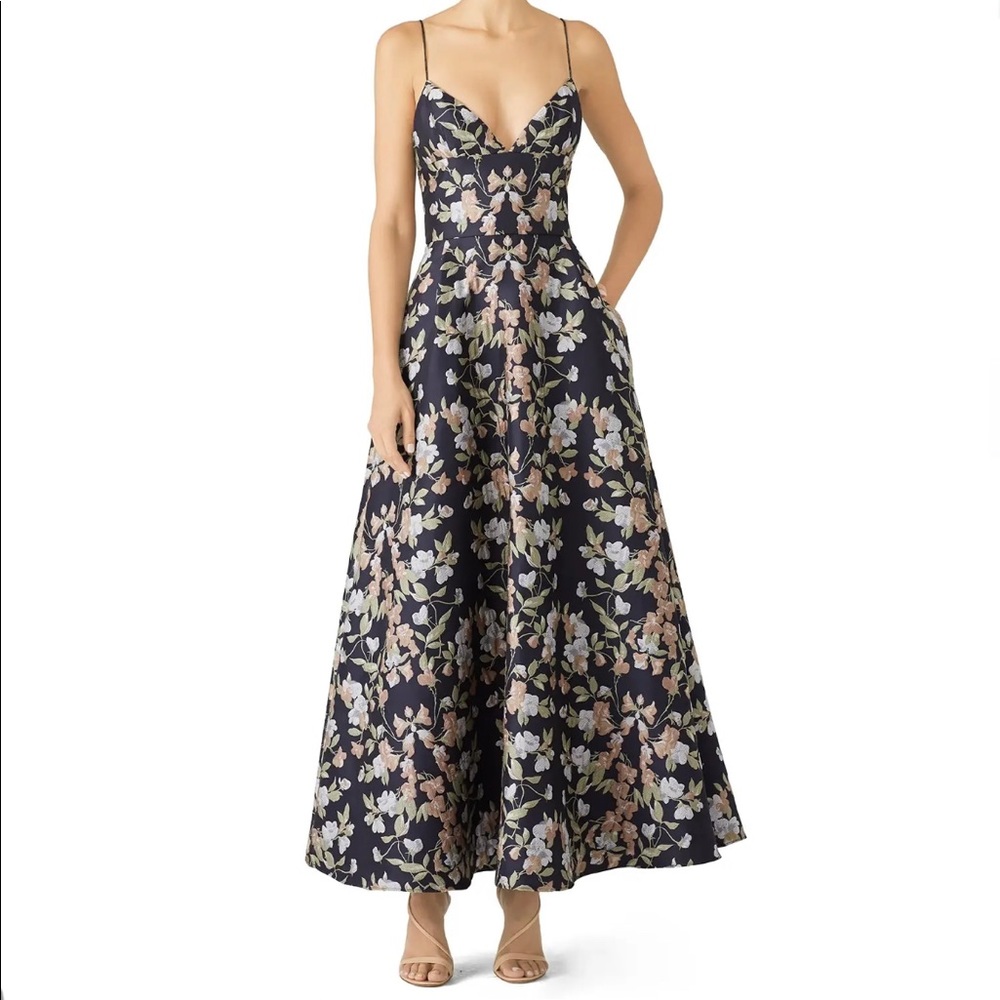ML Monique Lhuillier Black floral printed jacquard gown